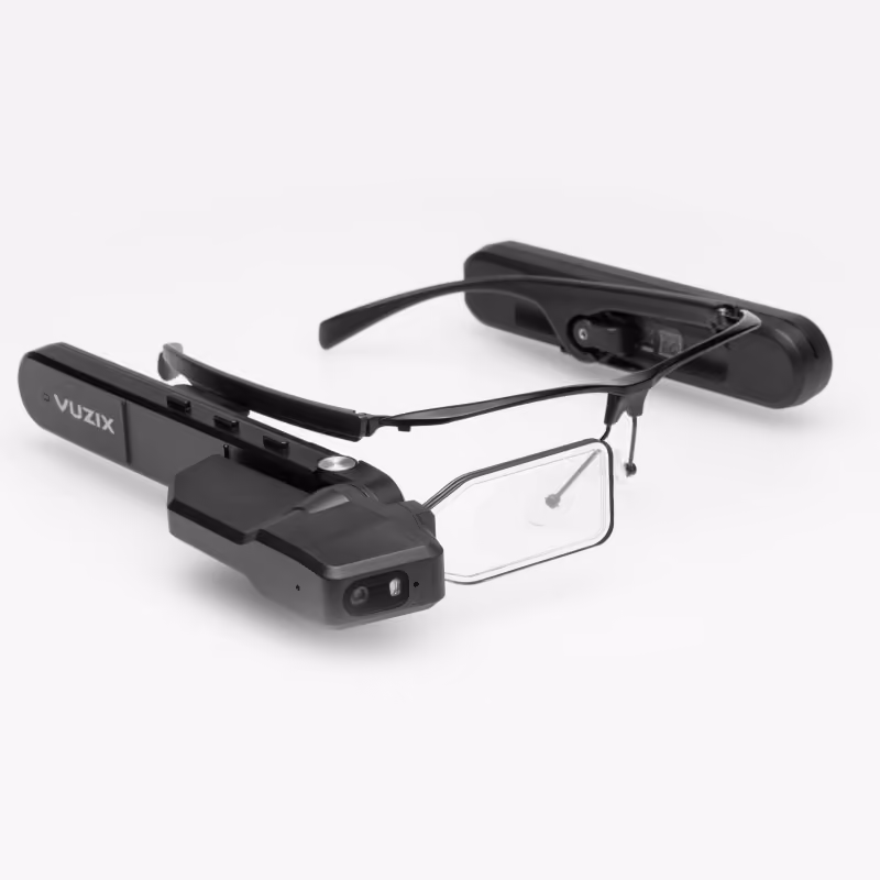Developing PxKính Lens: “See what the surgeon sees”